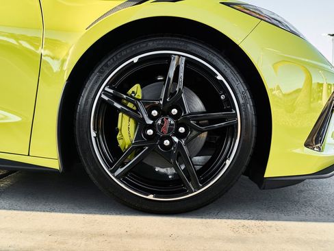 Used 2023 Chevrolet Corvette Stingray Premium Conv image 15