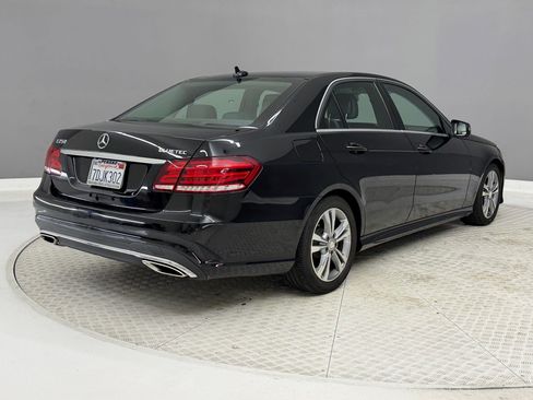 Used 2014 Mercedes-Benz E 250 BlueTEC Sedan image 9