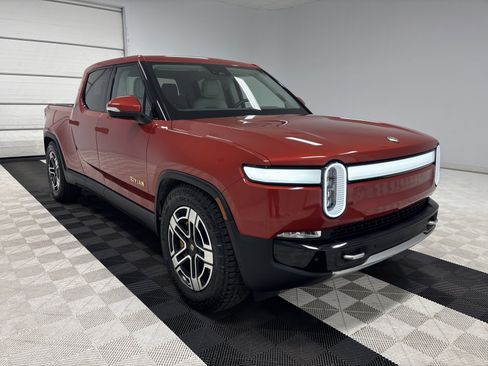 Used 2023 Rivian R1T Adventure AWD/4WD image 9