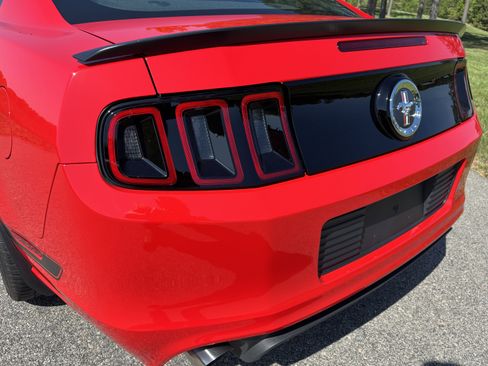 Used 2013 Ford Mustang Boss 302 w/ Boss 302 Accessory Pkg image 7