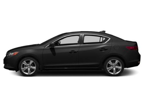 Used 2015 Acura ILX 2.0L image 2