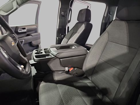 Certified 2025 Chevrolet Silverado 1500 LT image 18