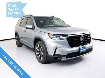 Certified 2025 Honda Pilot Touring