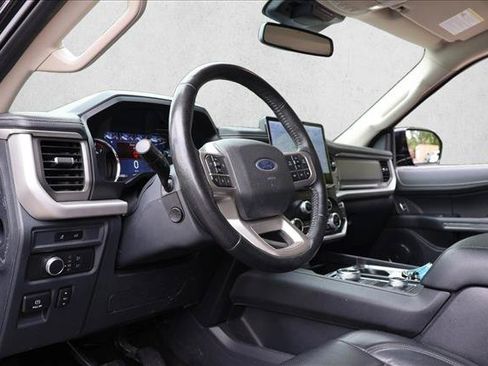 Used 2022 Ford Expedition Max XLT AWD/4WD image 12