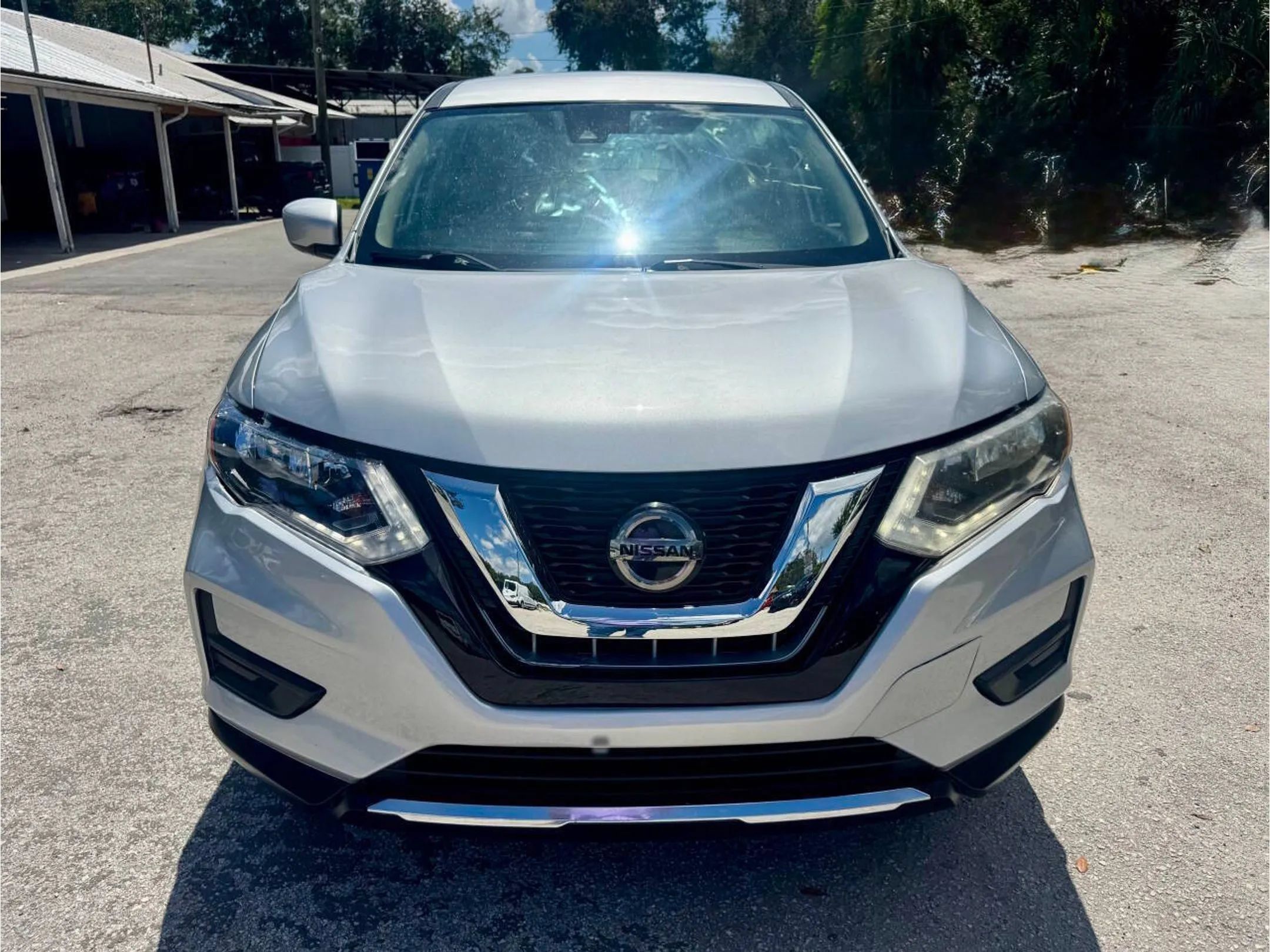 Used 2020 Nissan Rogue S FWD image 8
