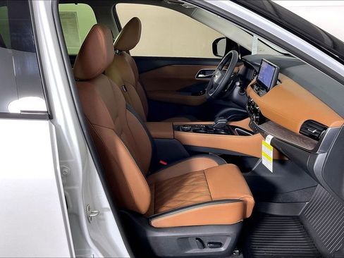 New 2026 Nissan Rogue Platinum w/ Platinum Premium Package image 44