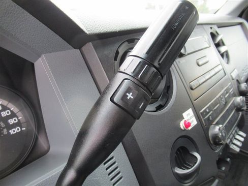 Used 2013 Ford F450 XL w/ Snow Plow Prep Pkg image 21