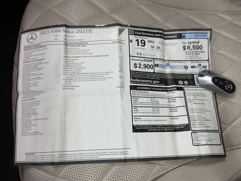 Used 2023 Mercedes-Benz S 580 4MATIC Sedan image 3