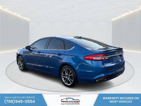 Used 2017 Ford Fusion SE w/ Equipment Group 201A FWD image 7