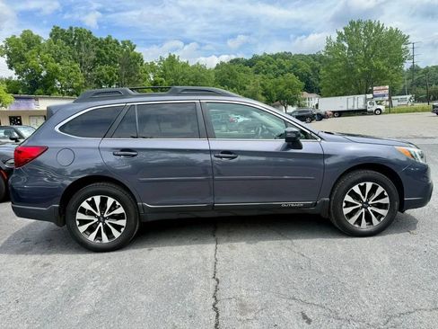 Used 2016 Subaru Outback 2.5i Limited AWD/4WD image 9