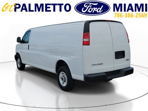 Used 2020 GMC Savana 2500 Extended w/ Driver Convenience Package RWD image 4