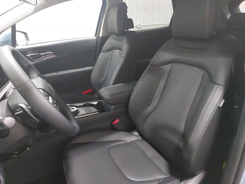 New 2026 Kia Sportage EX image 15