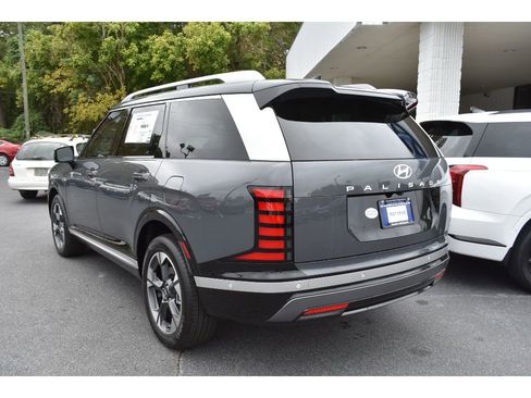 New 2026 Hyundai Palisade Limited image 3