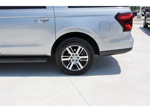 Certified 2024 Ford Expedition Max Limited RWD image 30