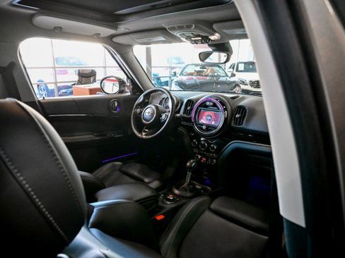 Used 2019 MINI Cooper Countryman S w/ Premium Package image 27