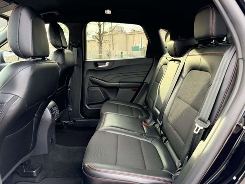 Used 2025 Ford Escape ST-Line image 16