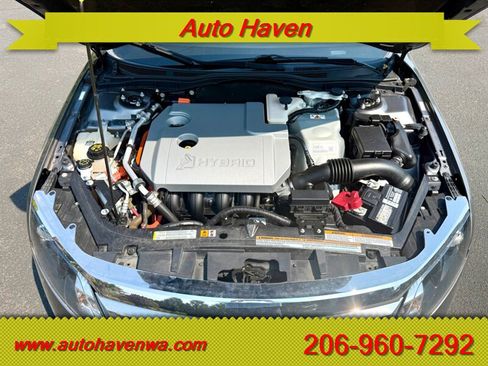 Used 2012 Ford Fusion Hybrid FWD image 10