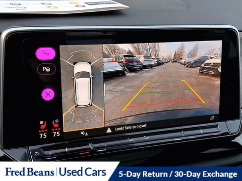 Certified 2025 Volkswagen Atlas SEL Premium R-Line image 23