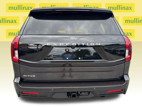 New 2026 Ford Expedition Active RWD image 14
