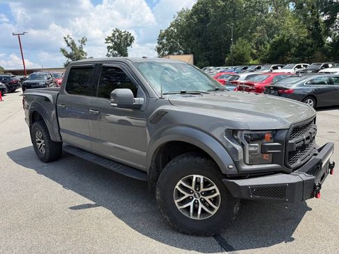 Used 2018 Ford F150 Raptor w/ Equipment Group 802A Luxury AWD/4WD image 2