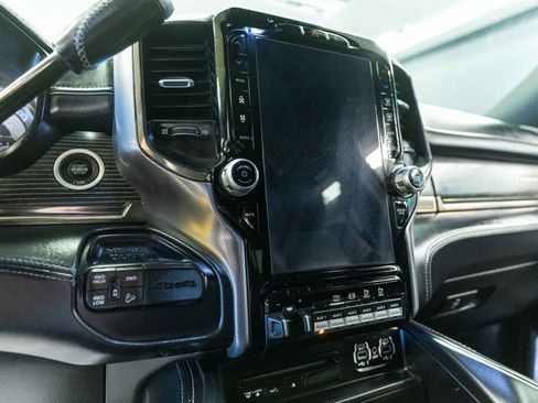Used 2019 RAM 2500 Limited image 12