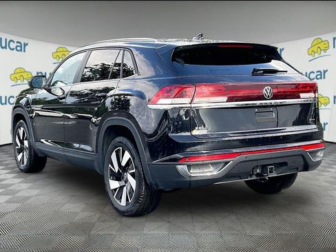 Used 2025 Volkswagen Atlas Cross Sport SE AWD/4WD image 4