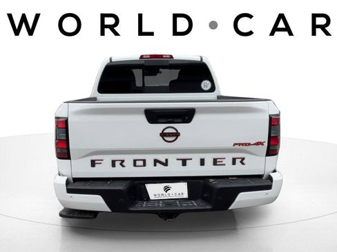 Used 2024 Nissan Frontier PRO-4X w/ Pro Convenience Package image 4