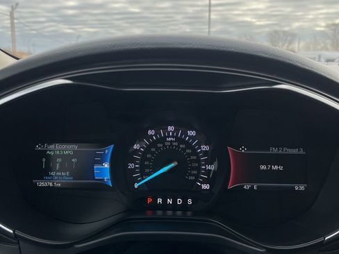 Used 2020 Ford Fusion Titanium AWD/4WD image 17