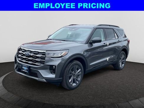 New 2026 Ford Explorer Active AWD/4WD image 1