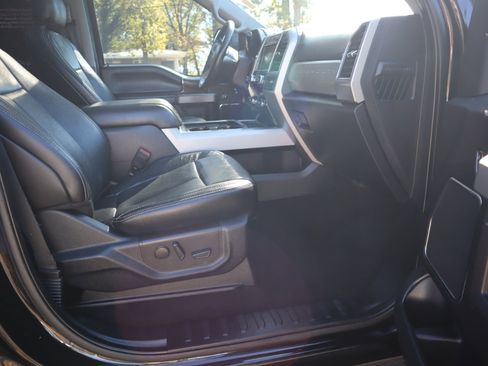 Used 2020 Ford F250 Lariat w/ Tremor Off-Road Package image 15