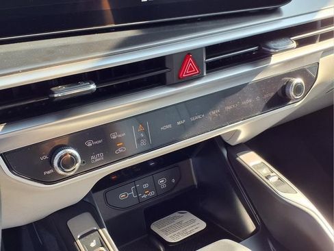 New 2026 Kia Sorento S AWD/4WD image 5
