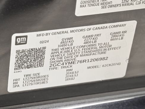 Used 2024 Chevrolet Silverado 2500 Custom w/ Custom Convenience Package image 21