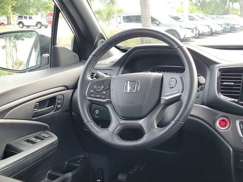 Used 2024 Honda Passport EX-L image 5