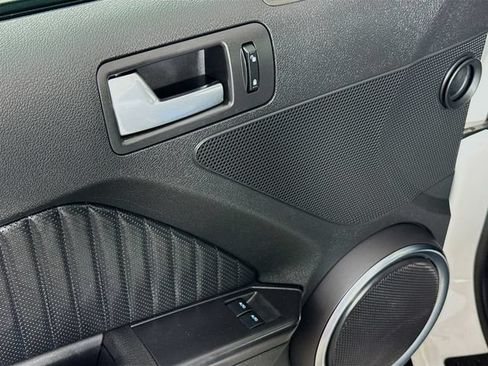 Used 2012 Ford Mustang Shelby GT500 w/ Electronics Pkg RWD image 20