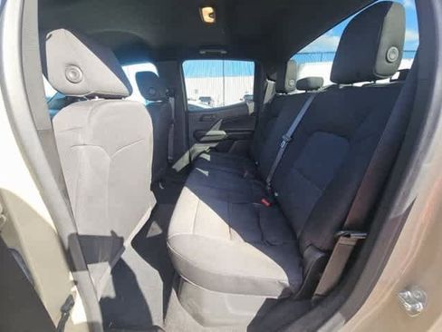 Used 2024 Chevrolet Colorado W/T image 4