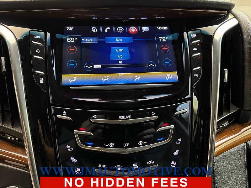 Used 2017 Cadillac Escalade Luxury AWD/4WD image 29