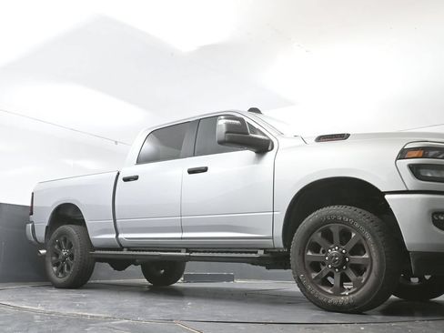 Used 2026 RAM 2500 Big Horn AWD/4WD image 26