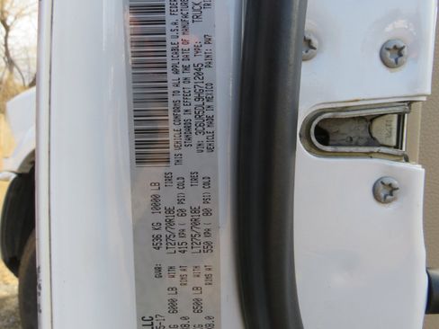 Used 2017 RAM 2500 Big Horn image 33