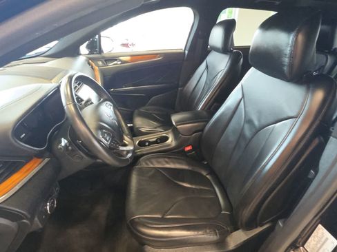 Used 2017 Lincoln MKC Reserve AWD/4WD image 14