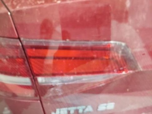 Used 2017 Volkswagen Jetta SE image 10