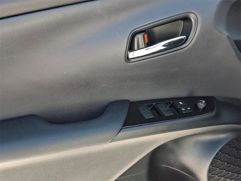 Used 2021 Toyota Prius Prime LE image 13