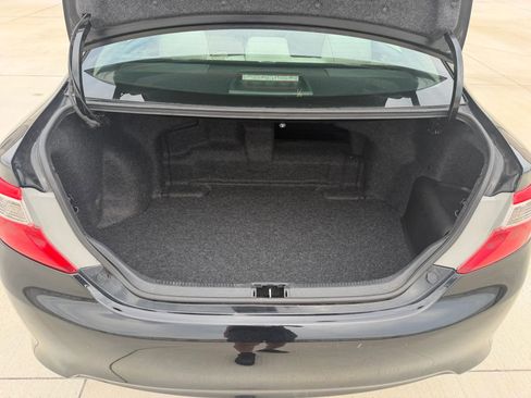 Used 2012 Toyota Camry XLE w/ Convenience Pkg FWD image 23