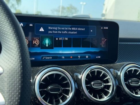 New 2025 Mercedes-Benz GLB 35 AMG 4MATIC image 27