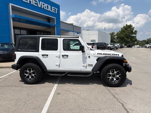 Used 2021 Jeep Wrangler Unlimited Rubicon AWD/4WD image 2