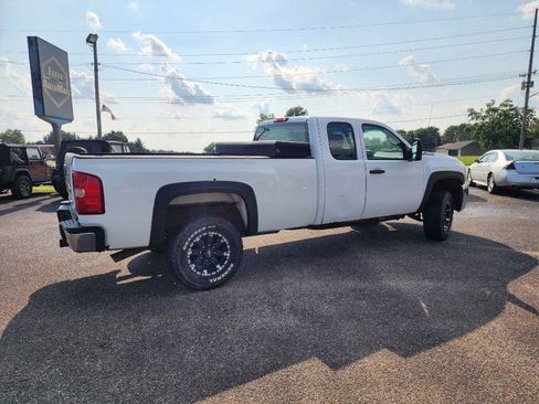 Used 2008 Chevrolet Silverado 2500 W/T w/ Snow Plow Prep Package AWD/4WD image 4