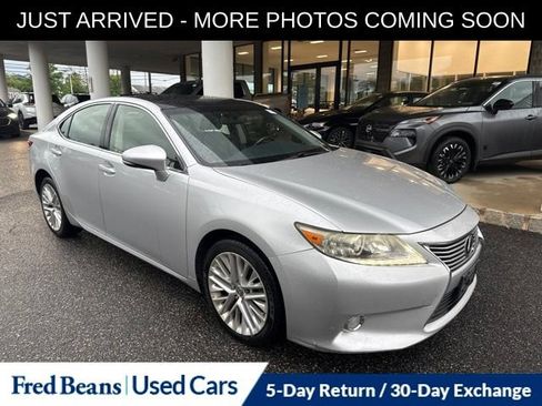 Used 2013 Lexus ES 350 FWD image 1