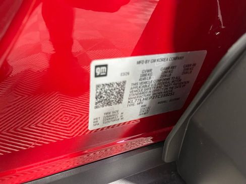 Certified 2026 Chevrolet Trax LT w/ Driver Confidence Package FWD image 22