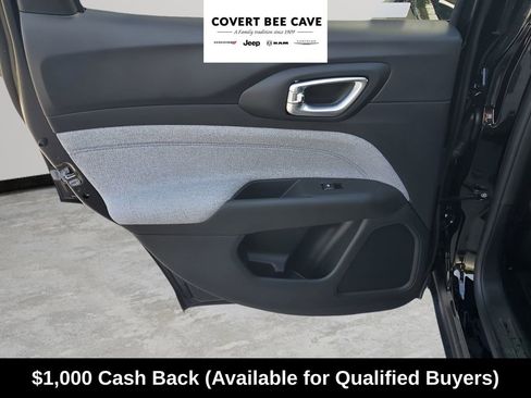 New 2026 Jeep Compass Latitude image 19