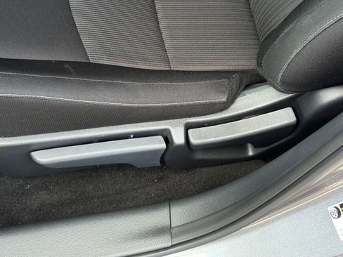 Used 2025 Nissan Sentra SV image 22