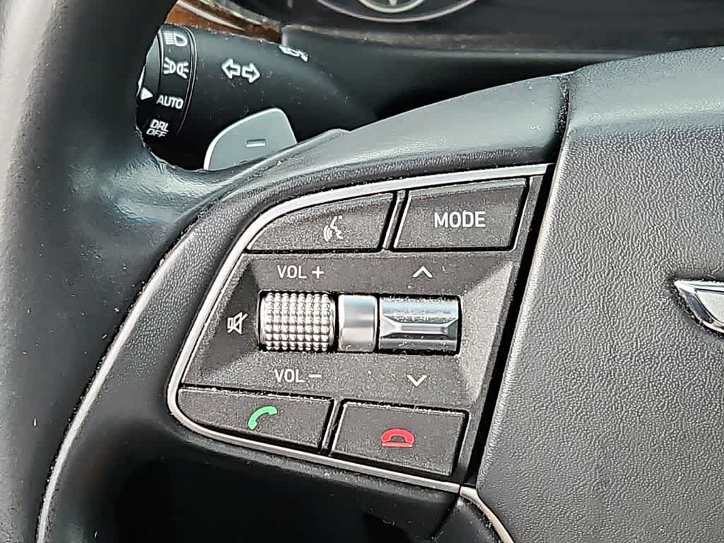 Used 2018 Genesis G90 3.3T Premium AWD/4WD image 21